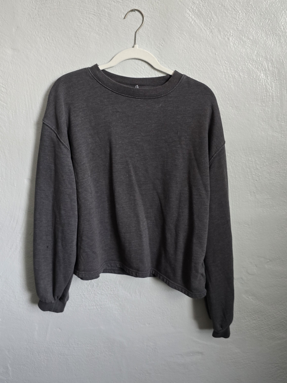Universal Thread Gray Crewneck Sweatshirt